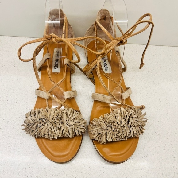 Steve Madden Swizzle Flat Sandals Natural Suede Leather Lace Up Gladiator Sz 7.5 - Picture 3 of 15